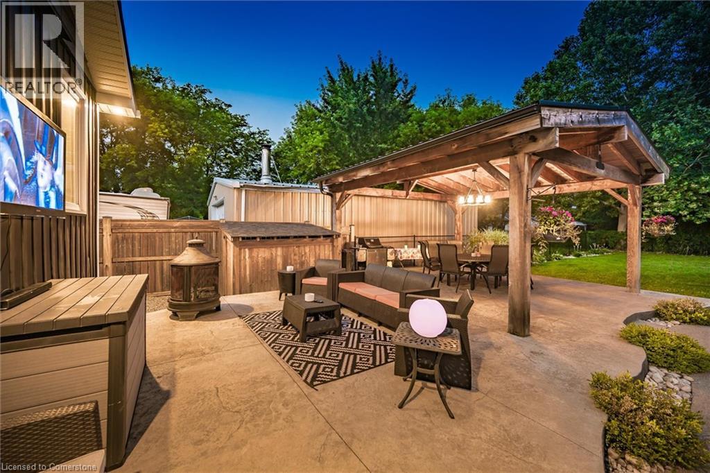 Photo 20 of 107 Aldercrest Avenue, Hamilton ON