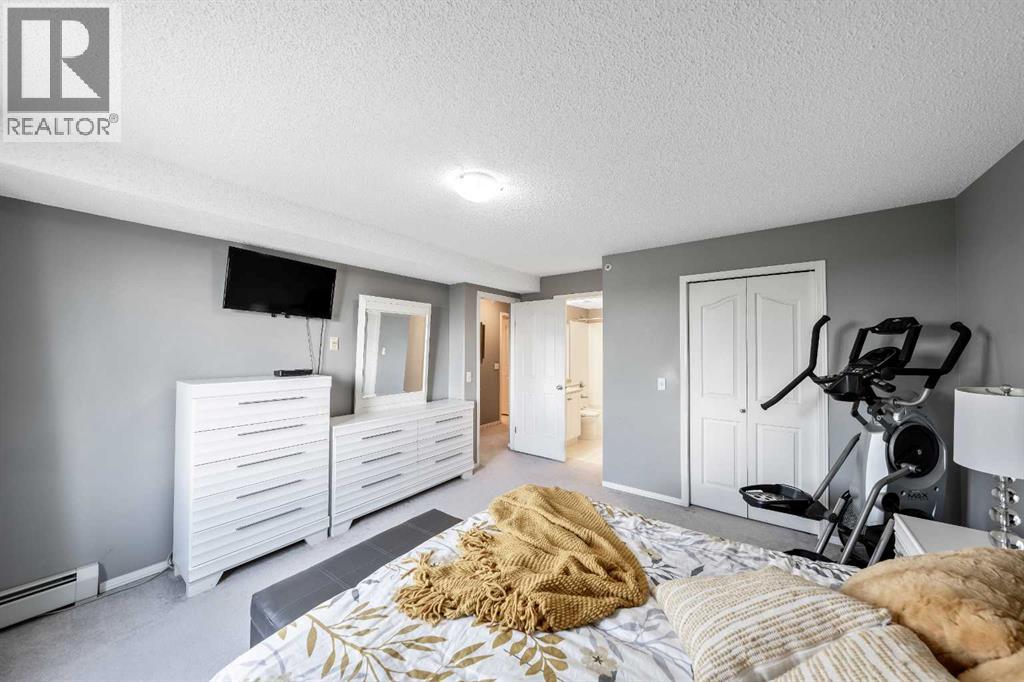 Single Family House for Sale in   Royal Birch Boulevard NW Royal Oak Calgary 