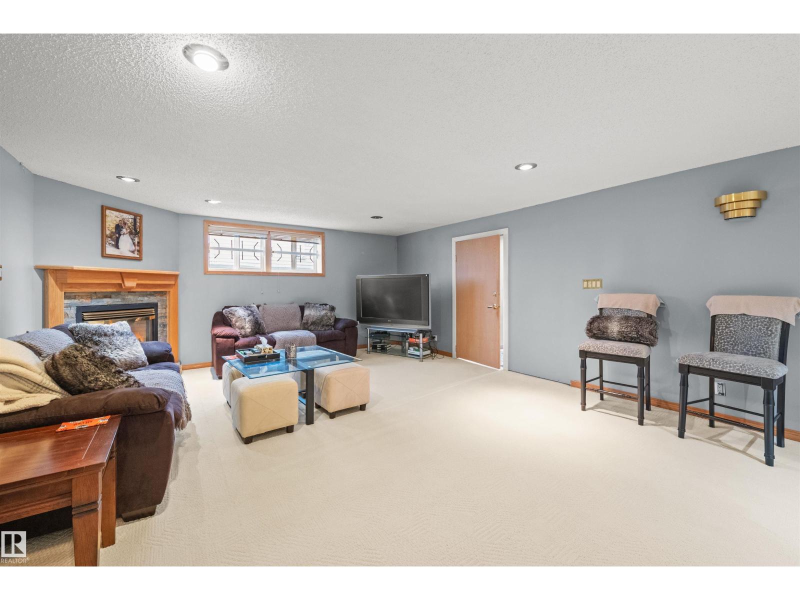 Photo 19 of 10616 136 St Nw, Edmonton AB
