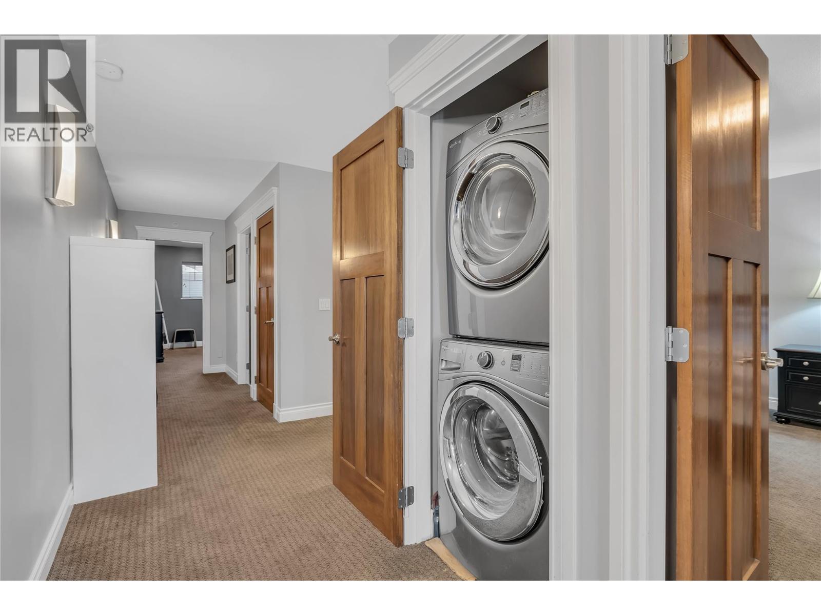 5045 Snowbird Way Unit# 5, Big White