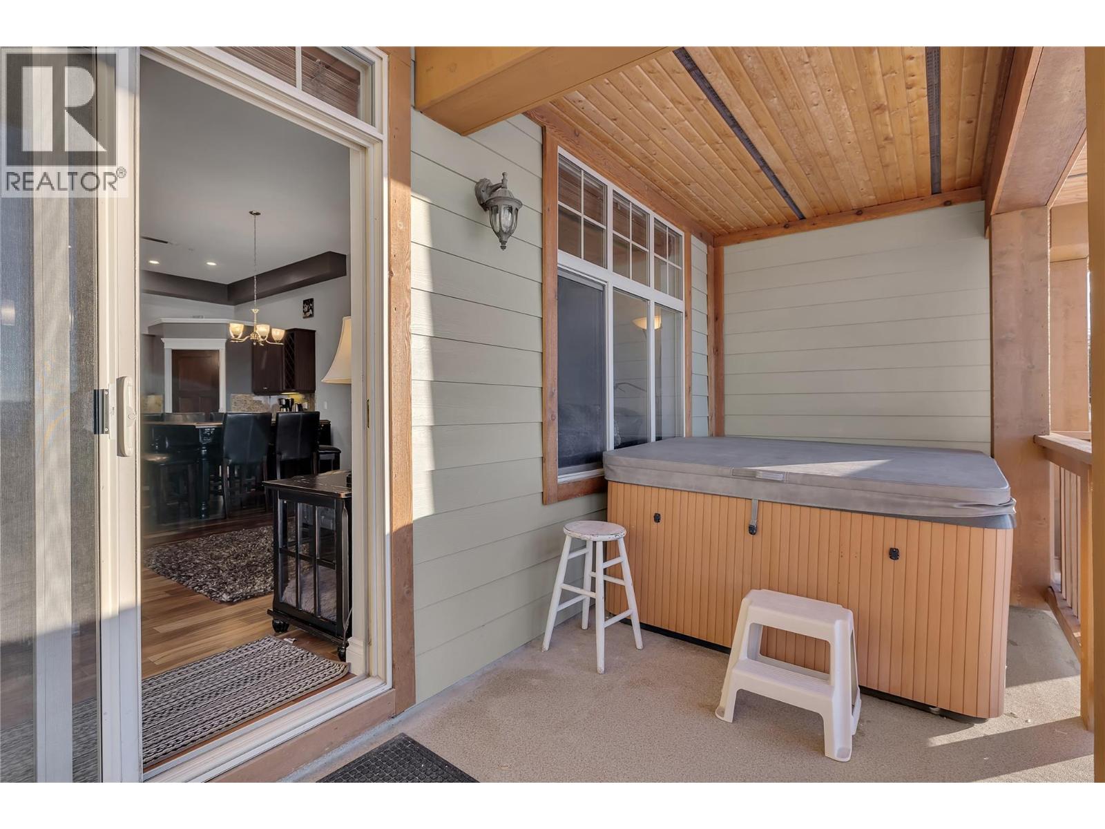 5045 Snowbird Way Unit# 5, Big White