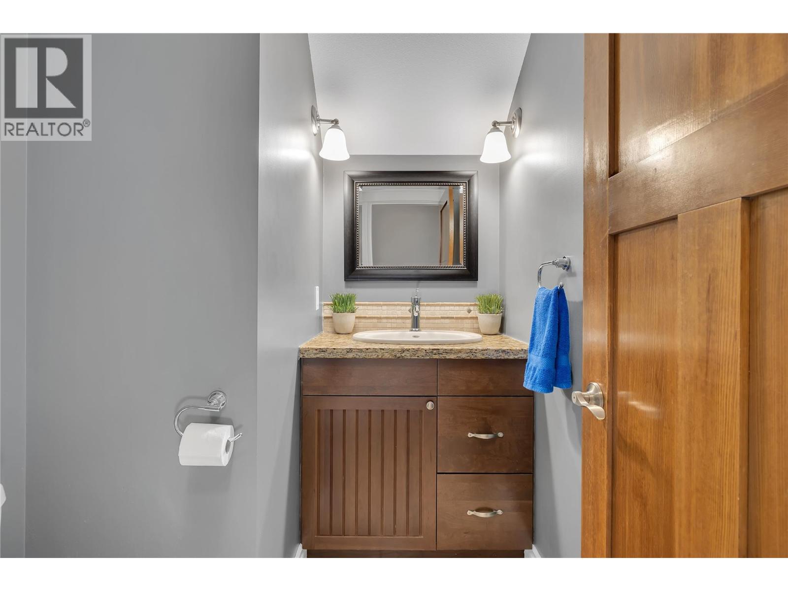 5045 Snowbird Way Unit# 5, Big White