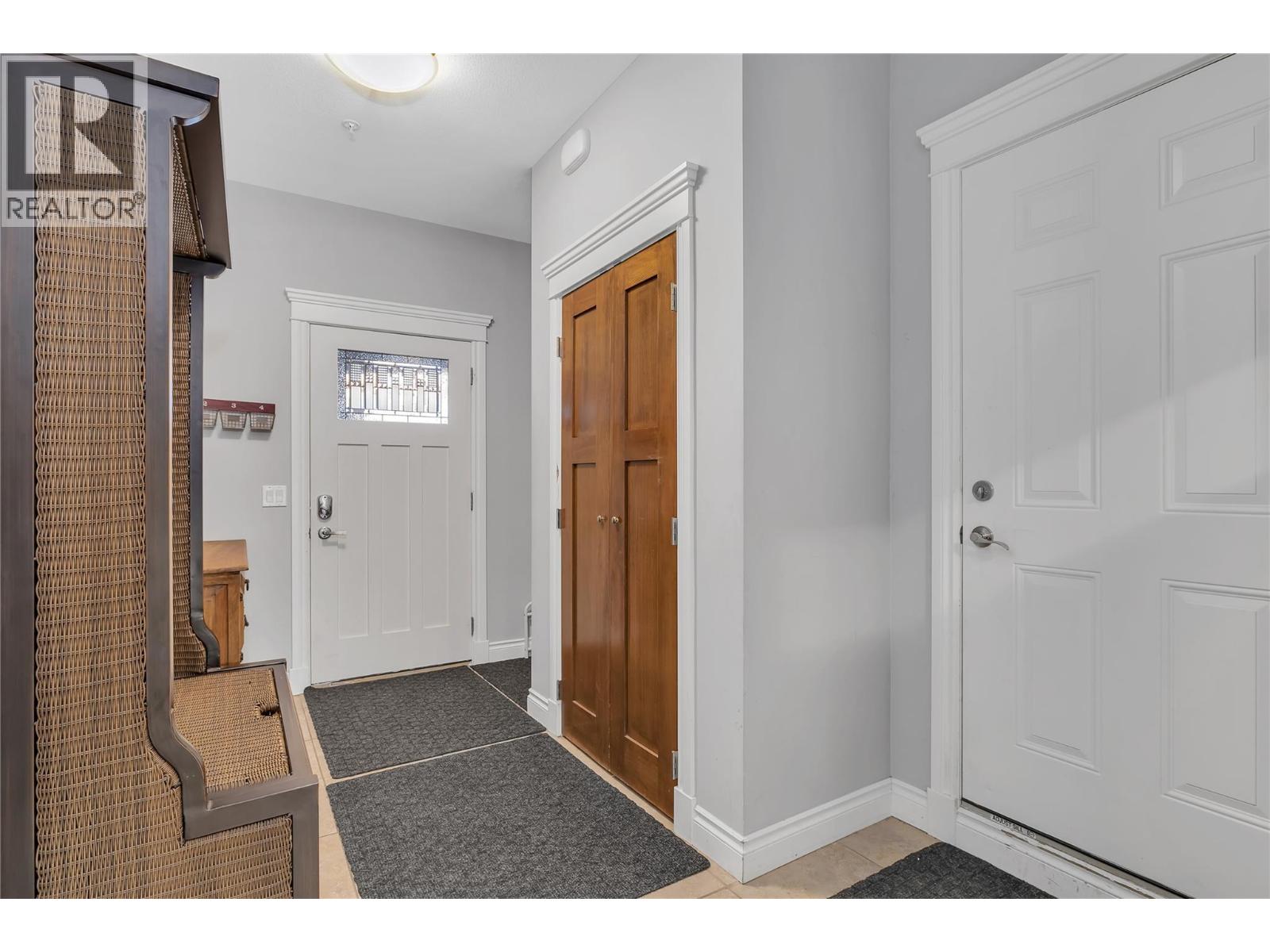 5045 Snowbird Way Unit# 5, Big White
