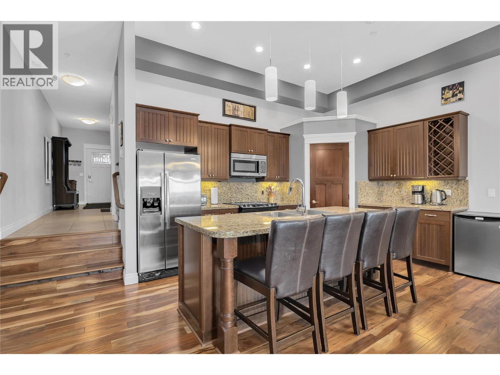 5045 Snowbird Way Unit# 5, Big White