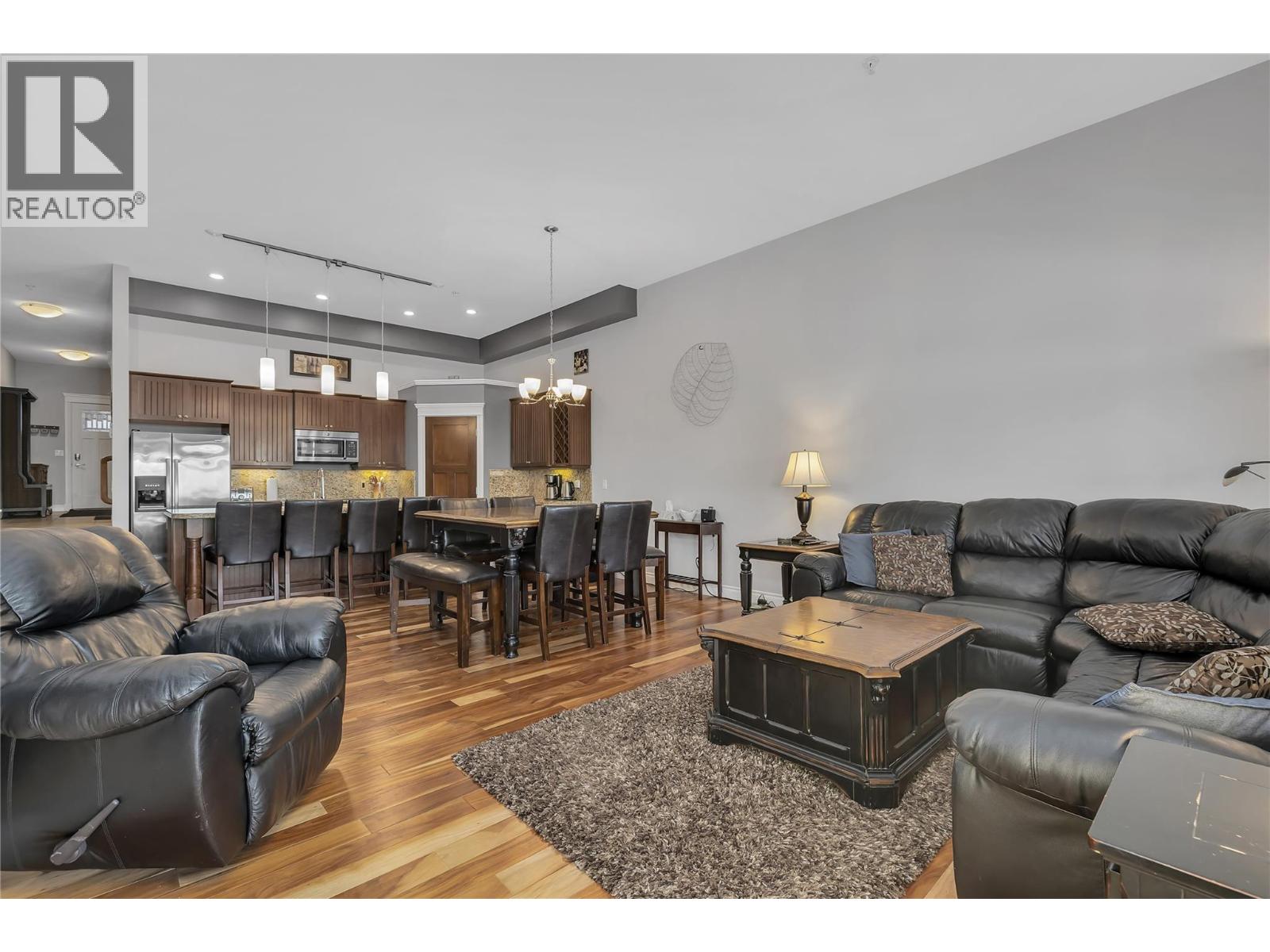 5045 Snowbird Way Unit# 5, Big White
