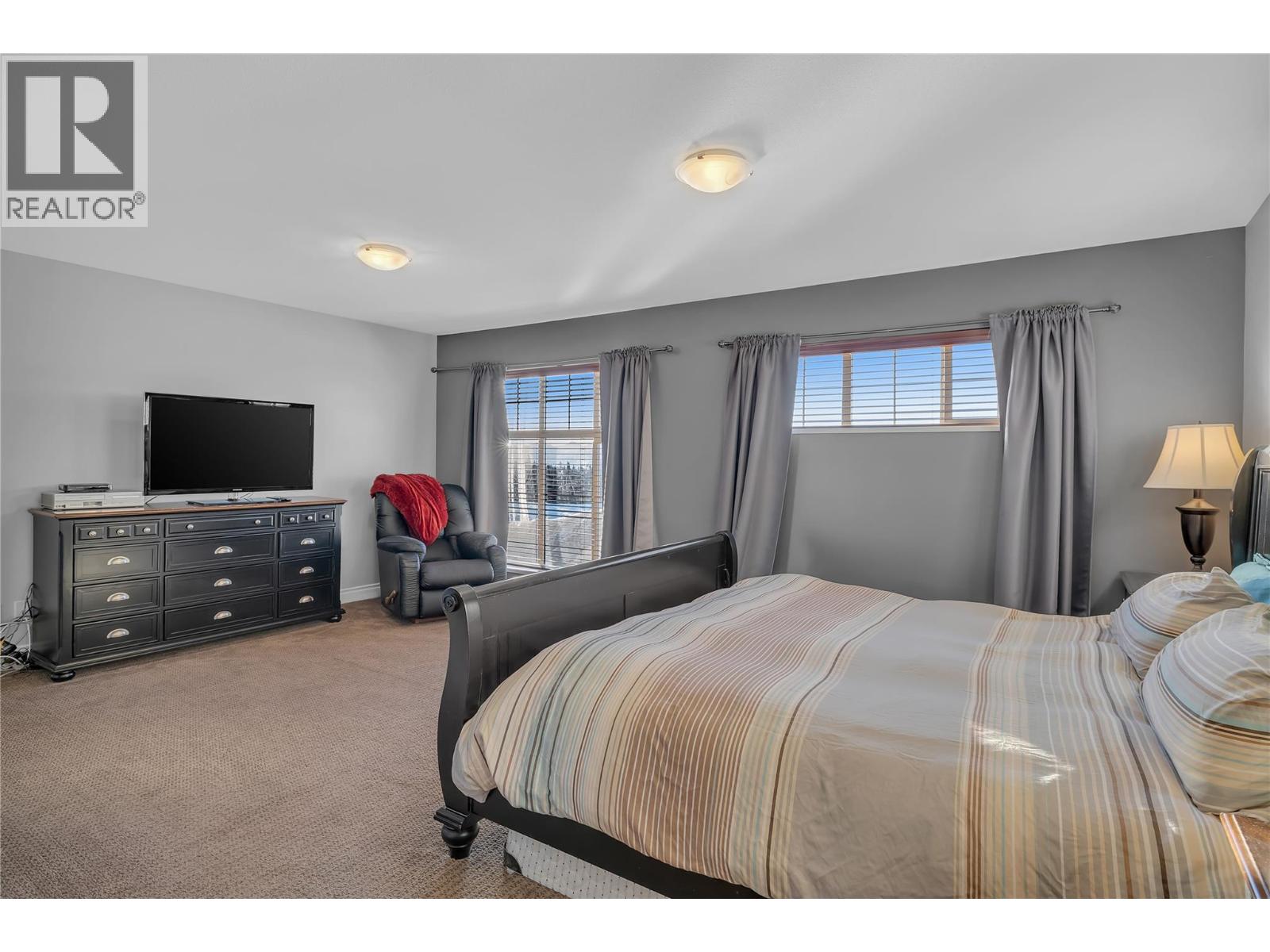 5045 Snowbird Way Unit# 5, Big White