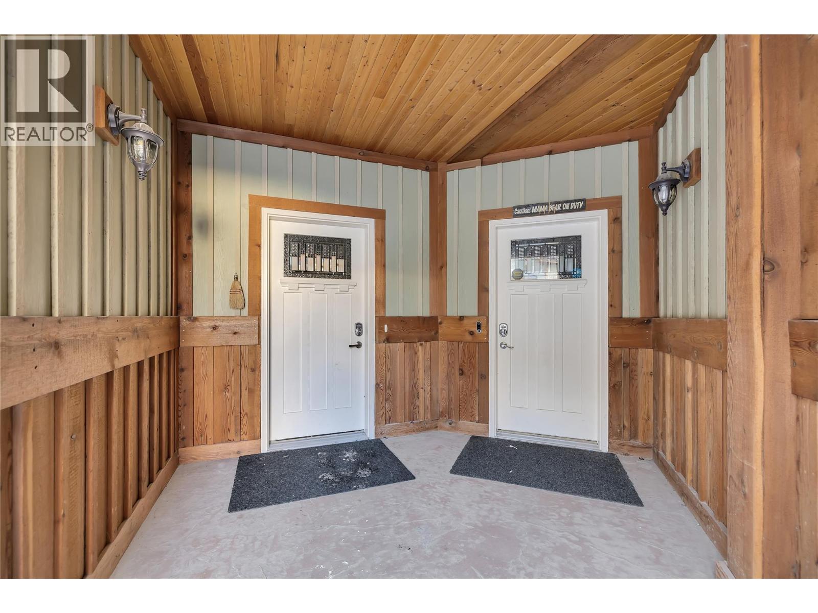 5045 Snowbird Way Unit# 5, Big White