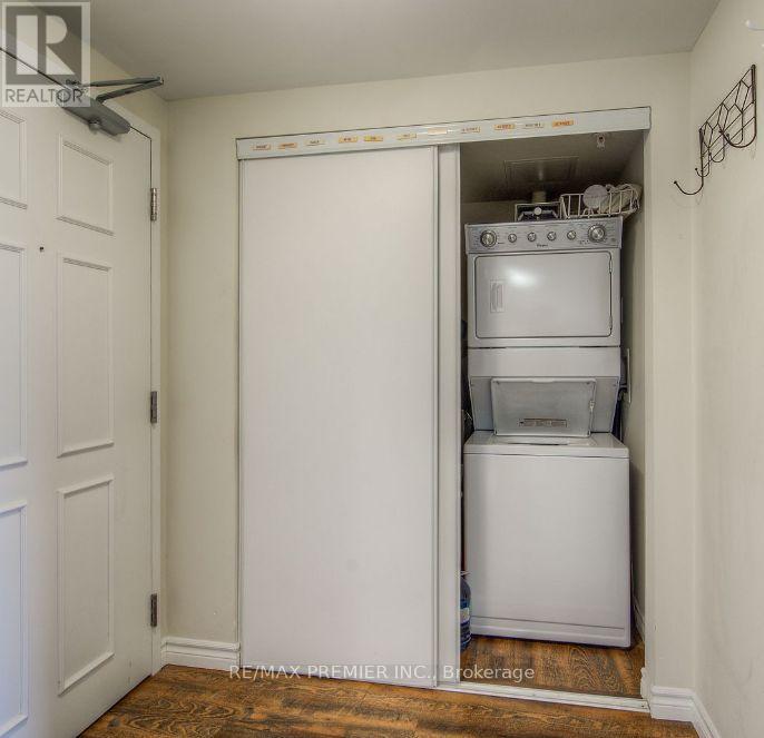 Photo 2 of 515 7 Kay Crescent, Guelph ON
