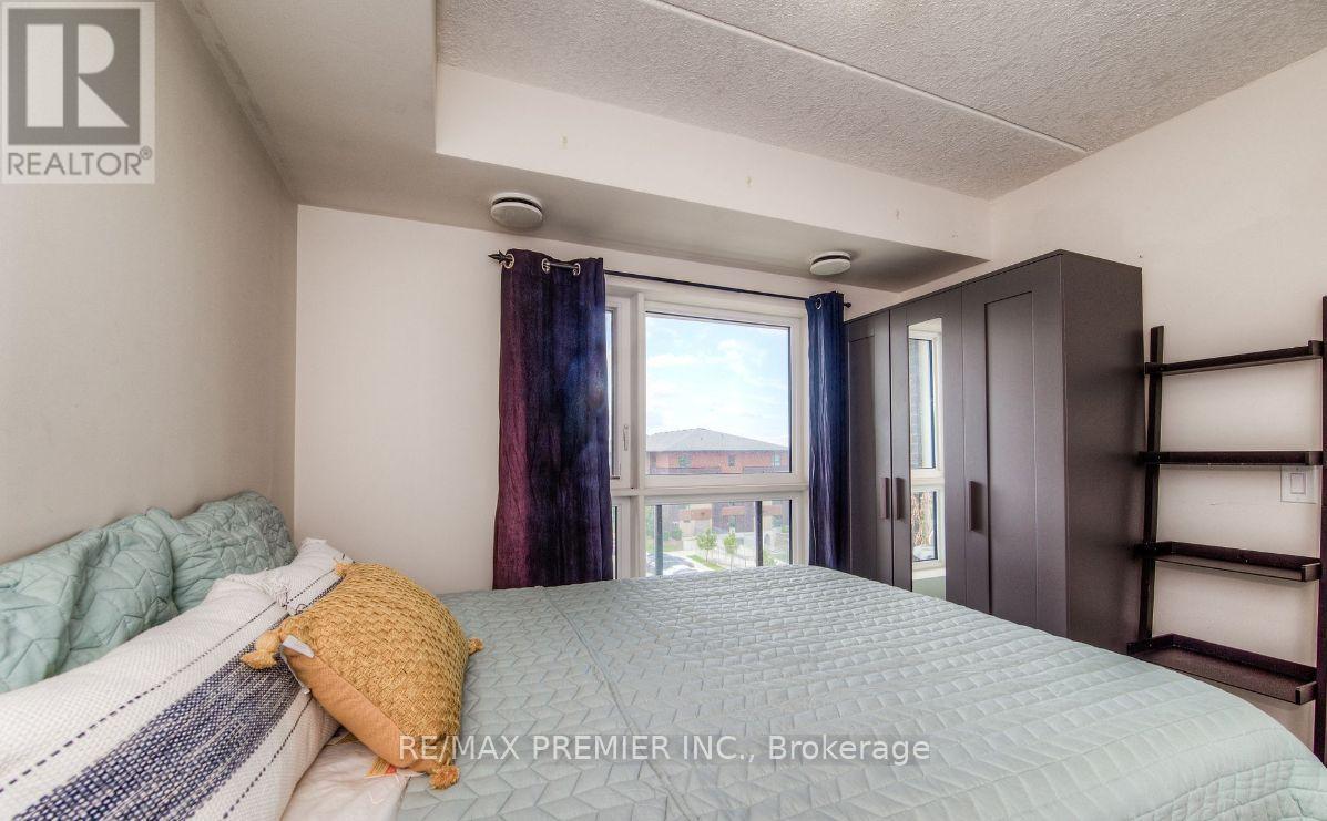 Photo 1 of 515 7 Kay Crescent, Guelph ON