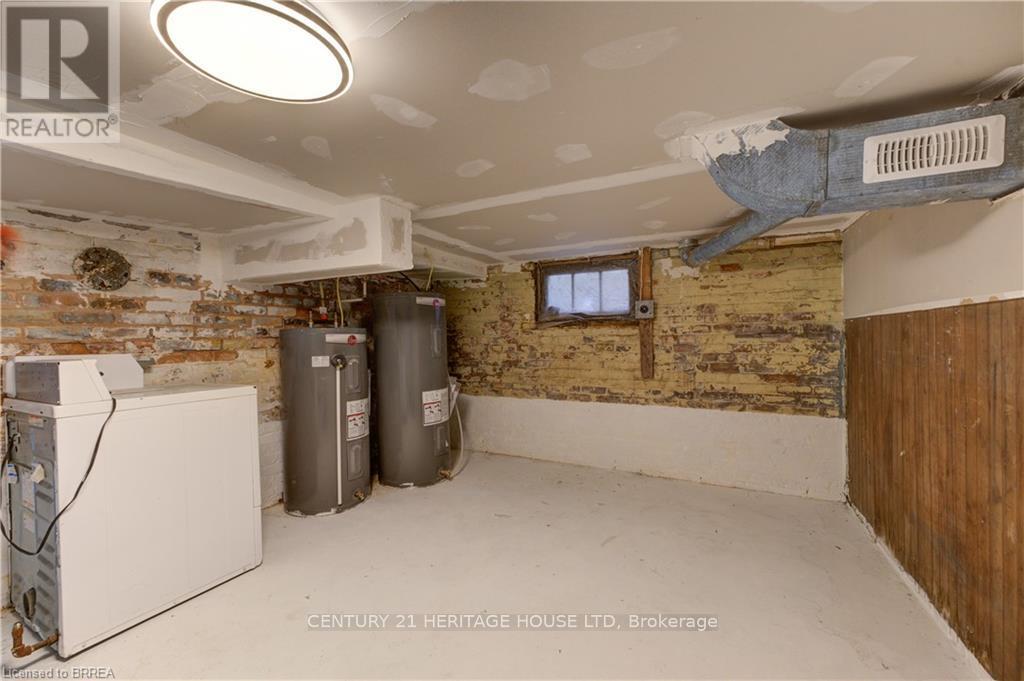 Photo 29 of 174 Darling Street, Brantford ON