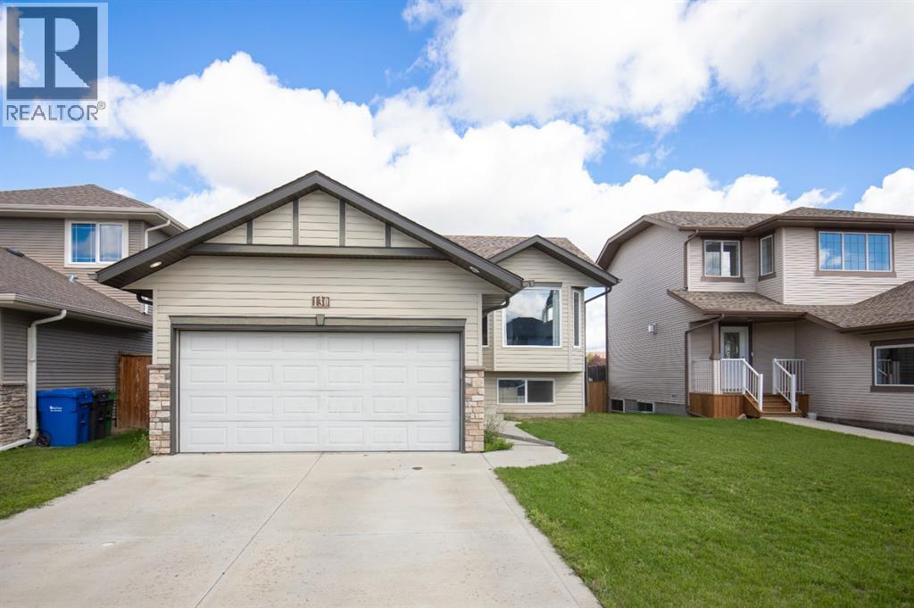 Photo 8 of 130 Larsen Crescent, Red Deer AB