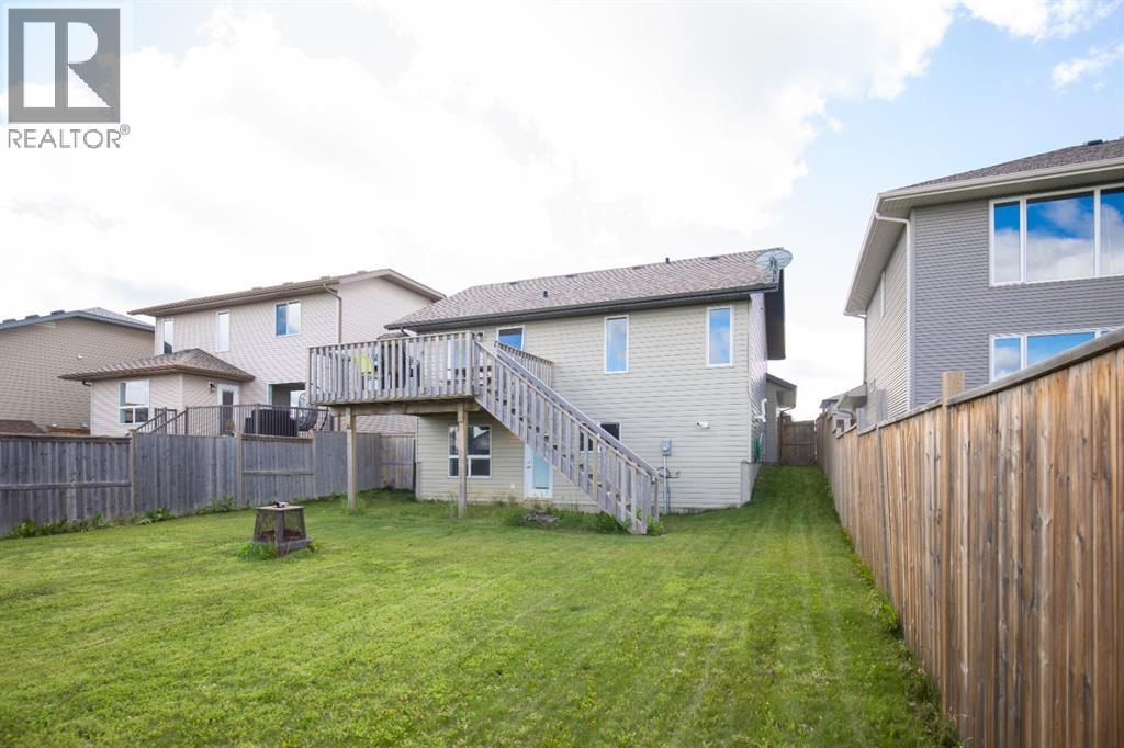 Photo 13 of 130 Larsen Crescent, Red Deer AB
