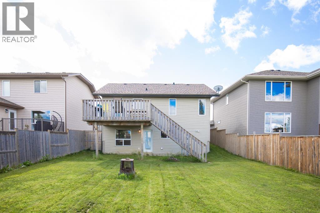 Photo 5 of 130 Larsen Crescent, Red Deer AB