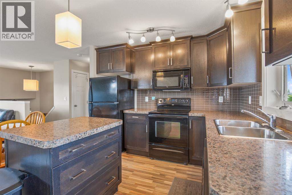 Photo 36 of 130 Larsen Crescent, Red Deer AB