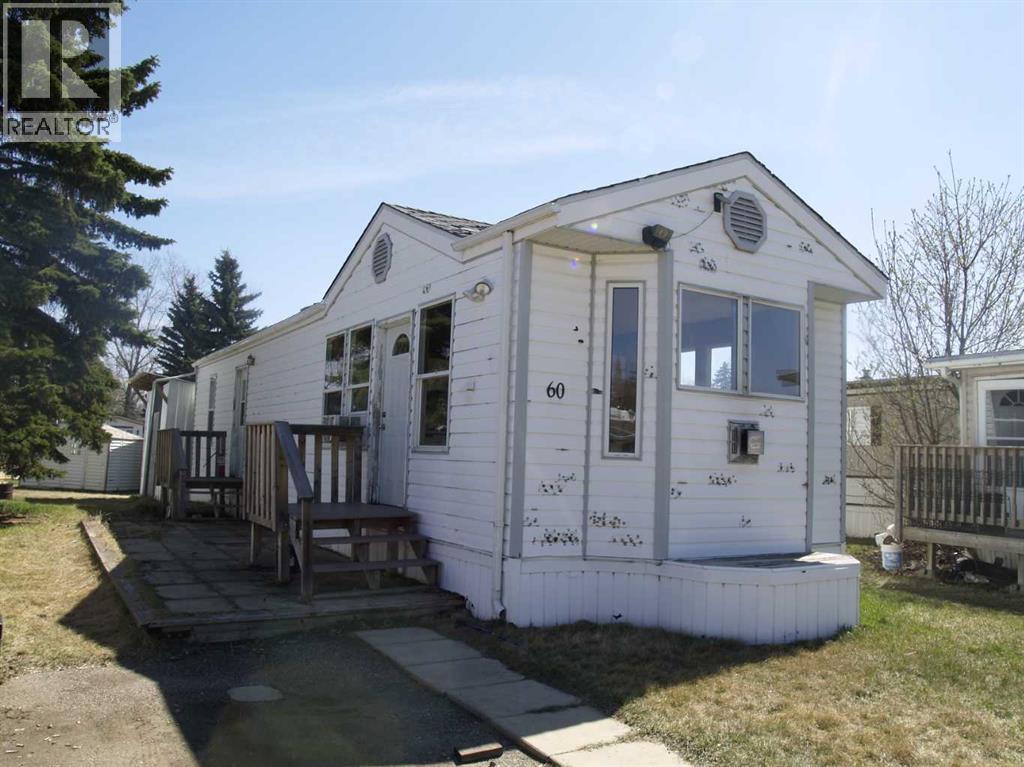 60 Parkland Acres, Lacombe