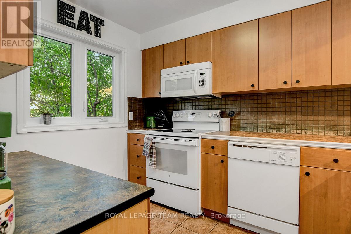 Photo 15 of 15 1302 Alness Court, Ottawa ON