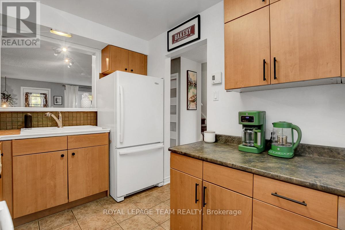 Photo 29 of 15 1302 Alness Court, Ottawa ON