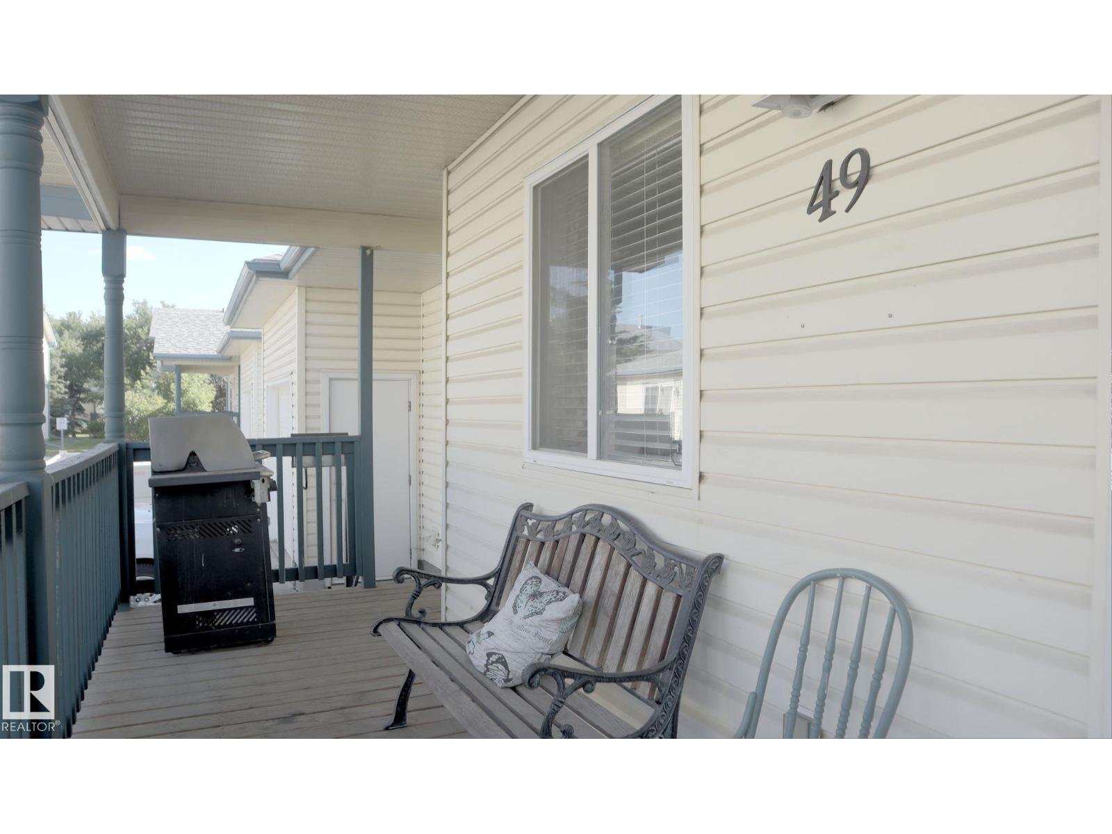 Photo 4 of 49 10909 106 St Nw, Edmonton AB