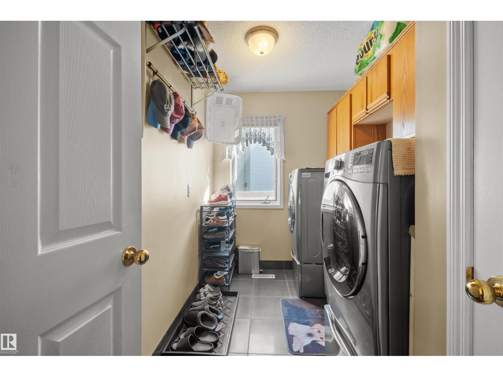 Photo 14 of 18308 60 Av Nw, Edmonton AB