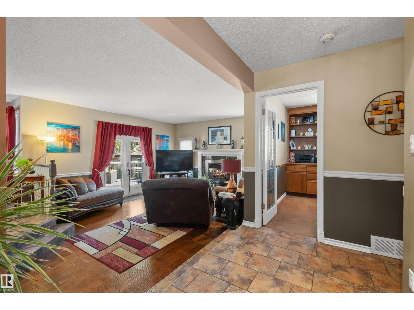 Photo 18 of 18308 60 Av Nw, Edmonton AB