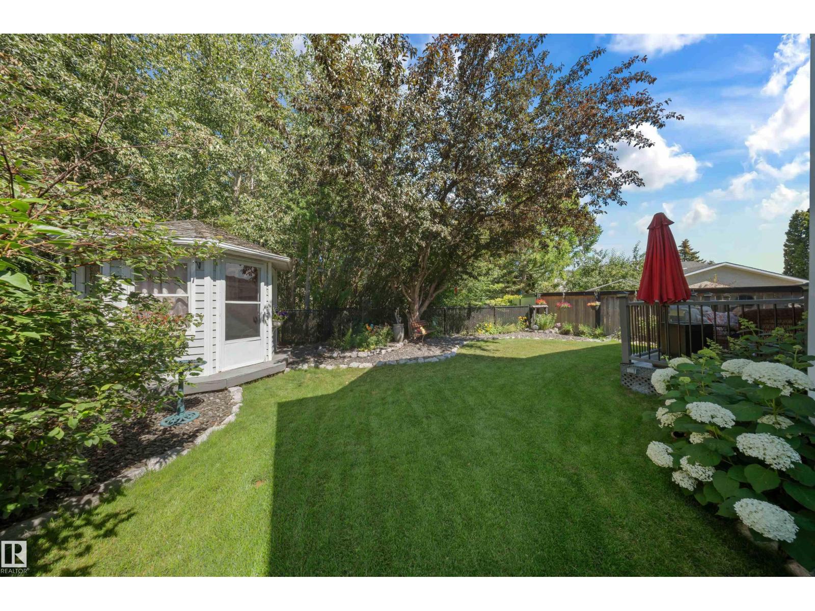 Photo 4 of 18308 60 Av Nw, Edmonton AB