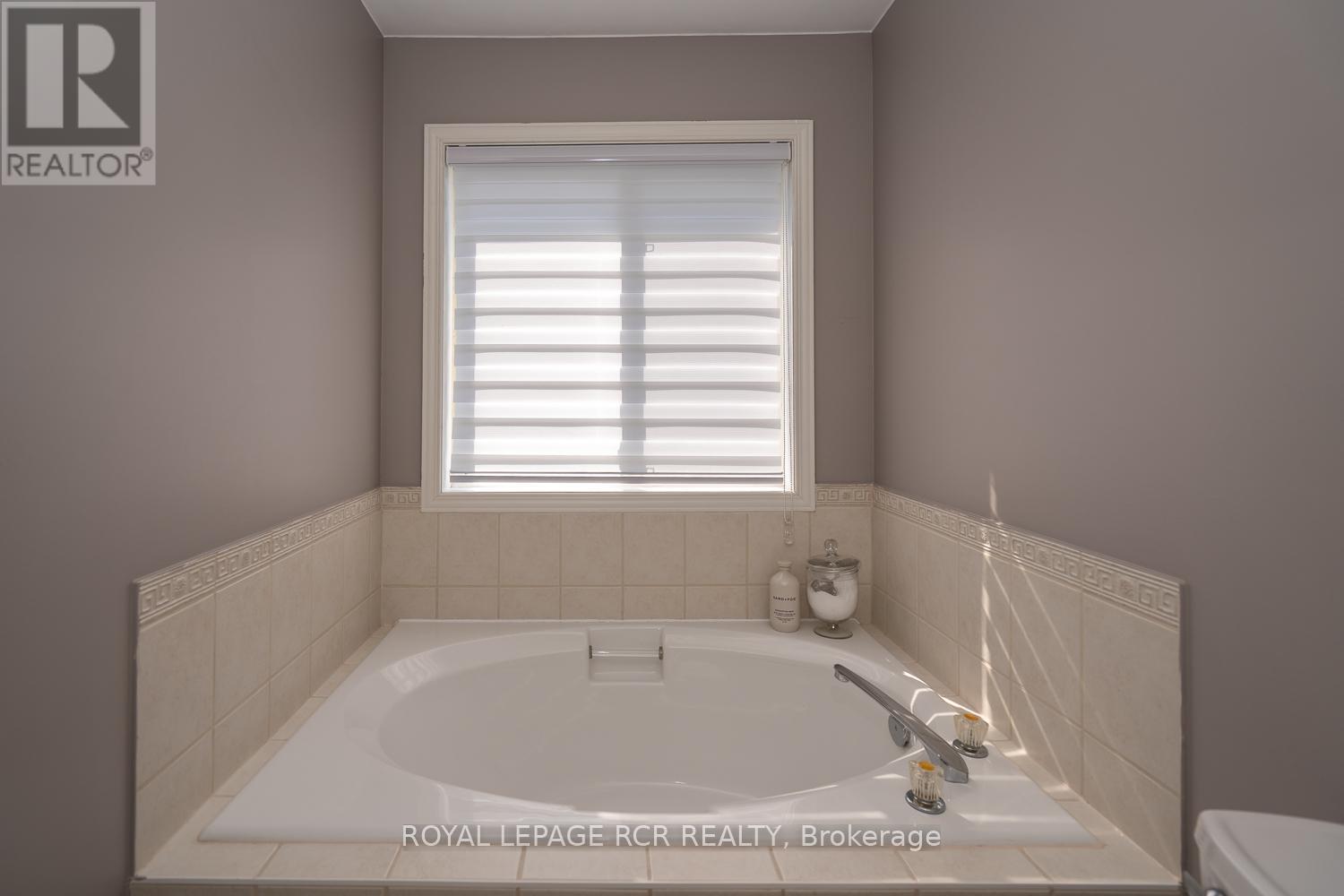 Photo 14 of 80 Spencer Avenue, Orangeville ON