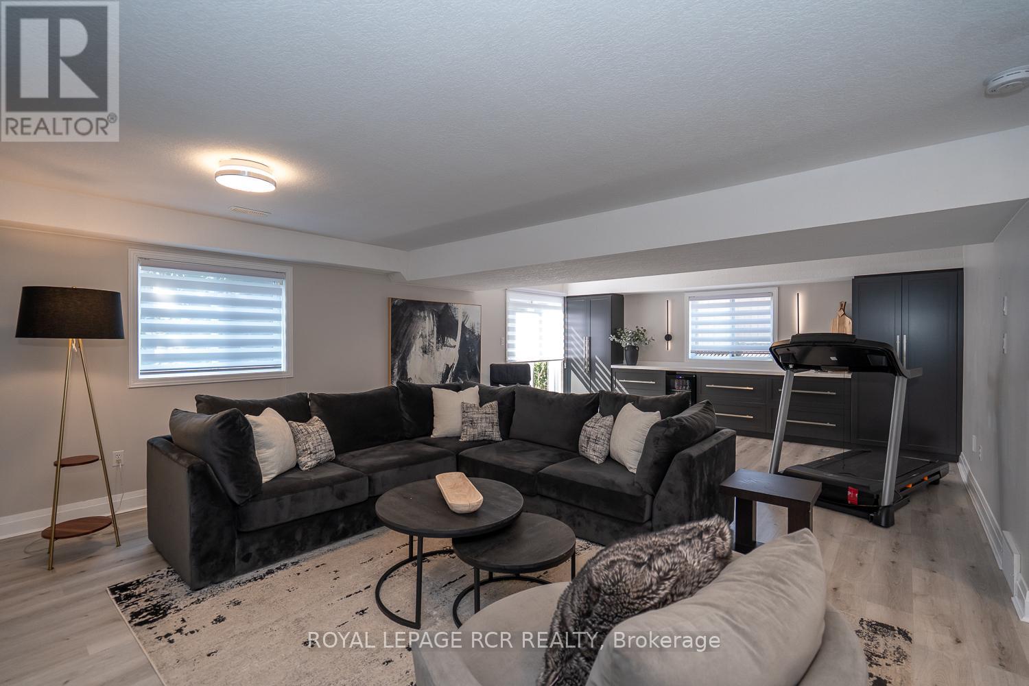 Photo 31 of 80 Spencer Avenue, Orangeville ON