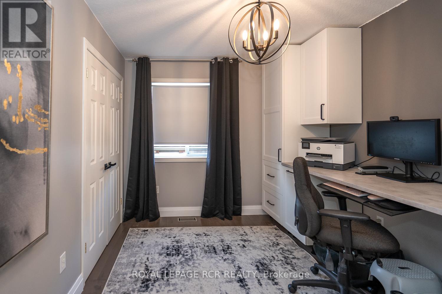 Photo 29 of 80 Spencer Avenue, Orangeville ON