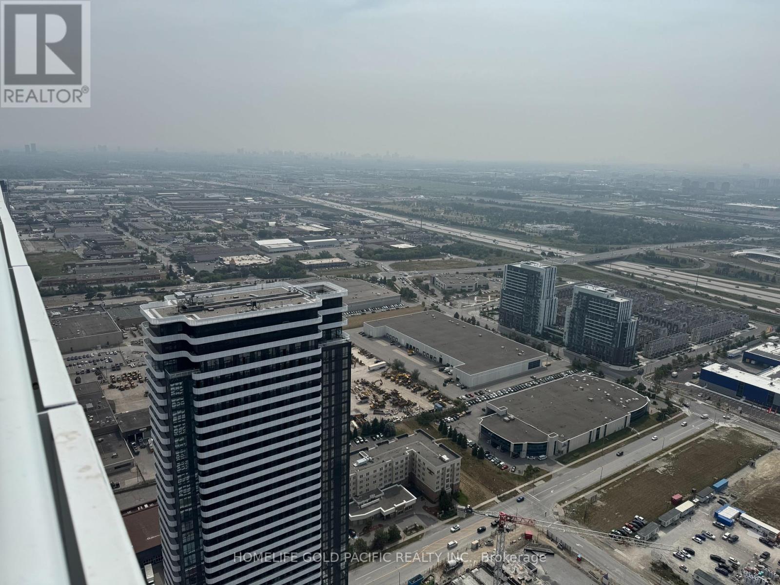 Photo 3 of 6205 225 Commerce Street, Vaughan ON