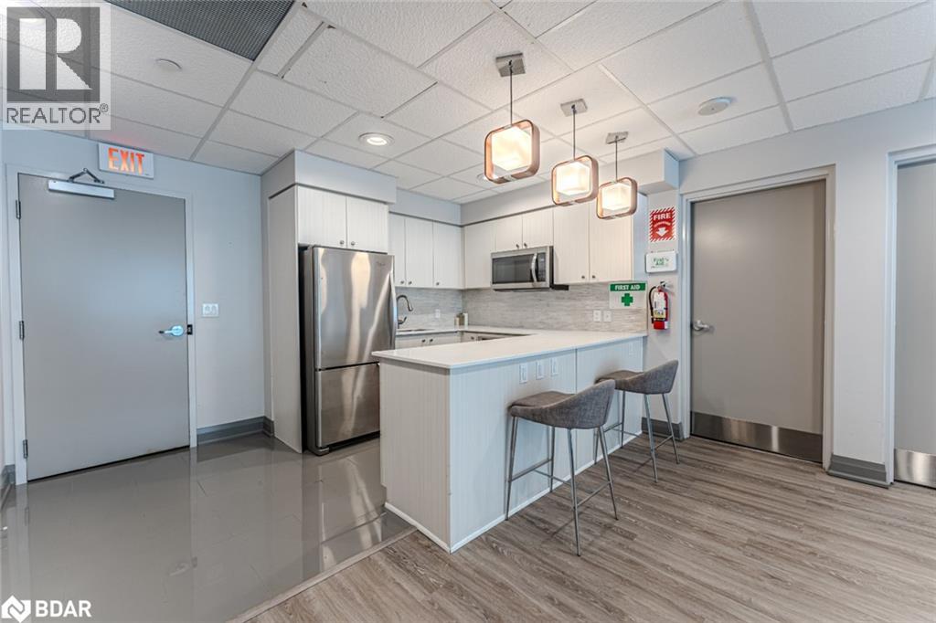 Photo 13 of 111 Worsley Street Unit 511, Barrie ON