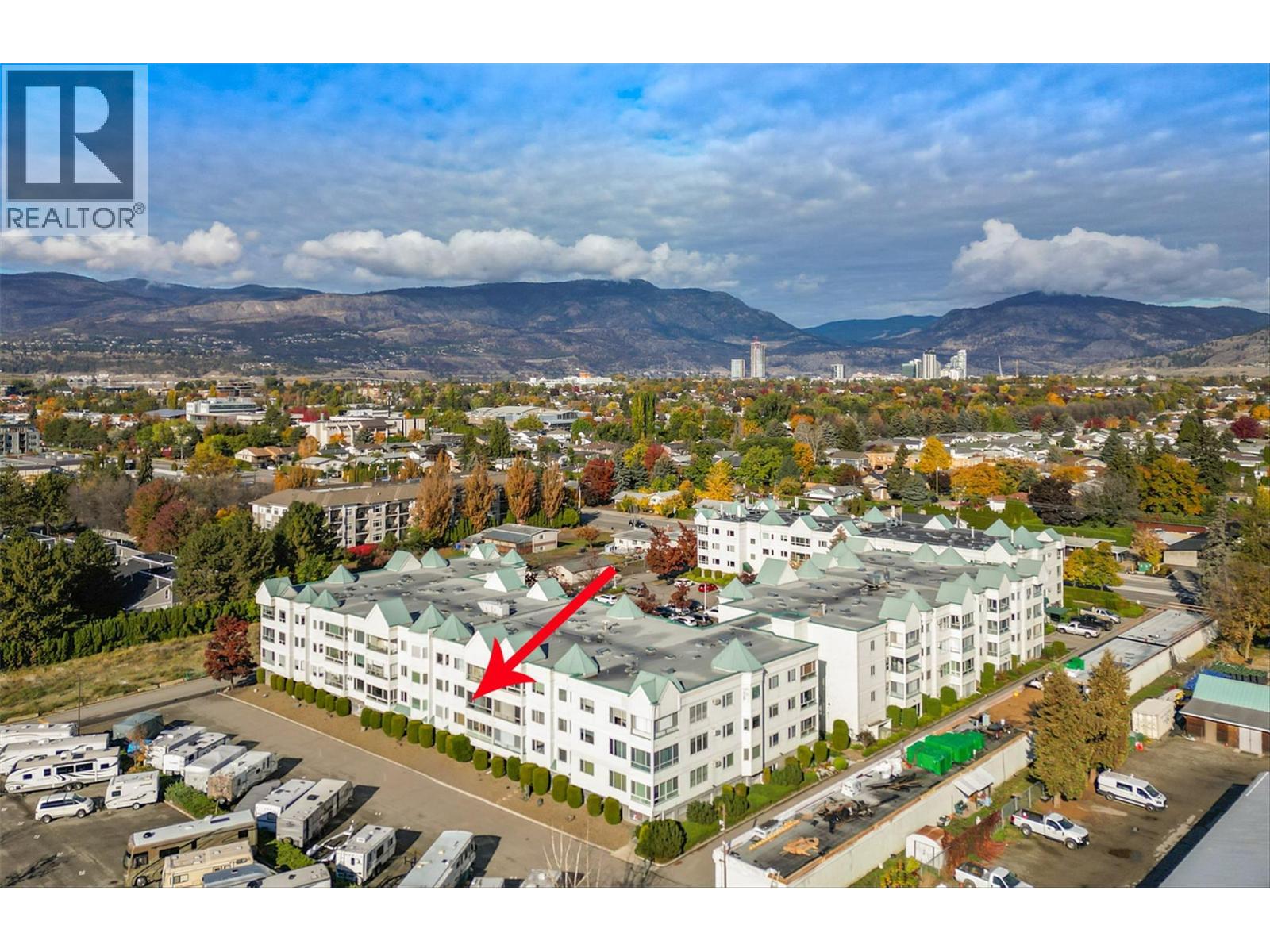 212 1329 KLO Road, Kelowna