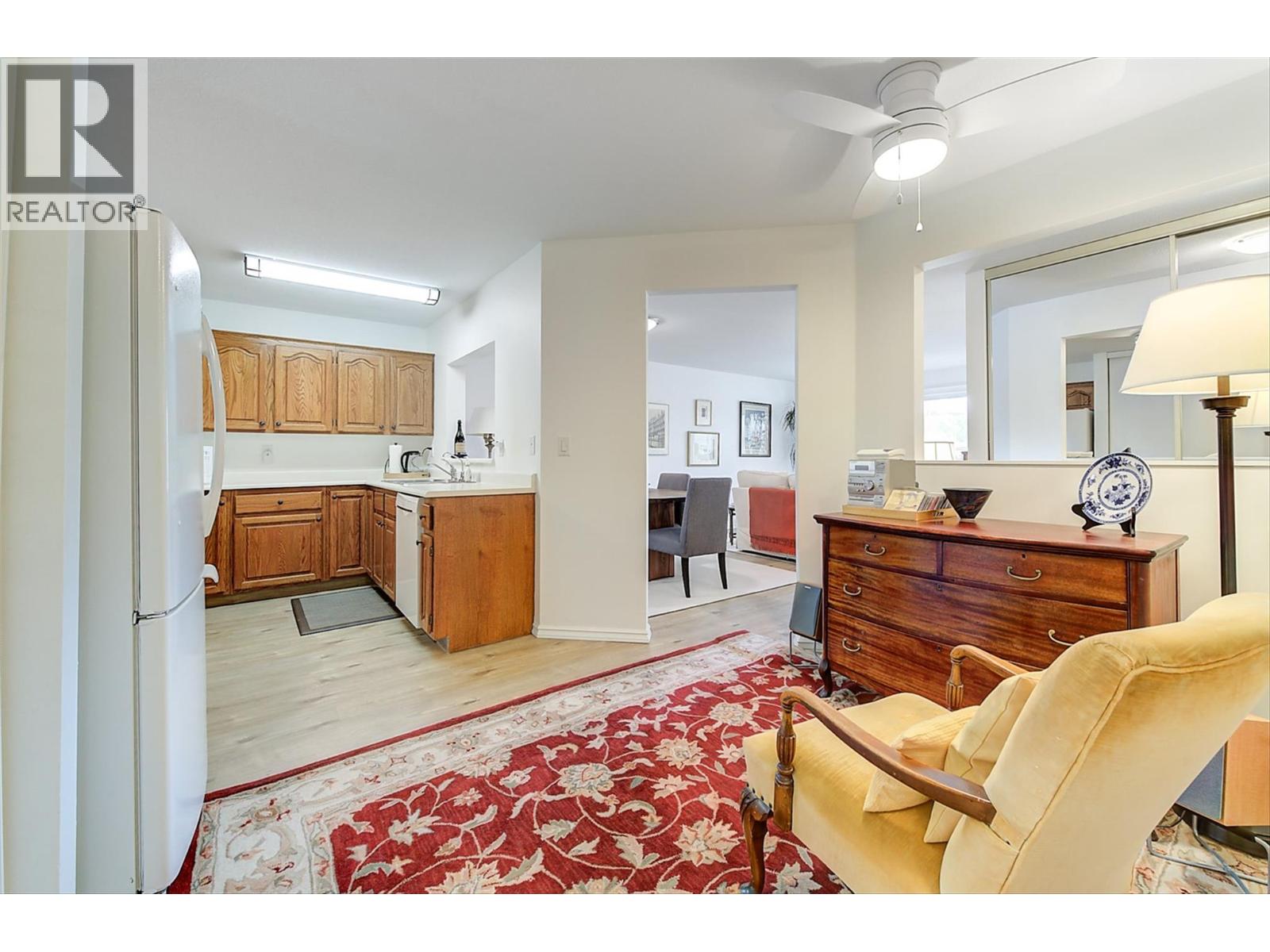 212 1329 KLO Road, Kelowna