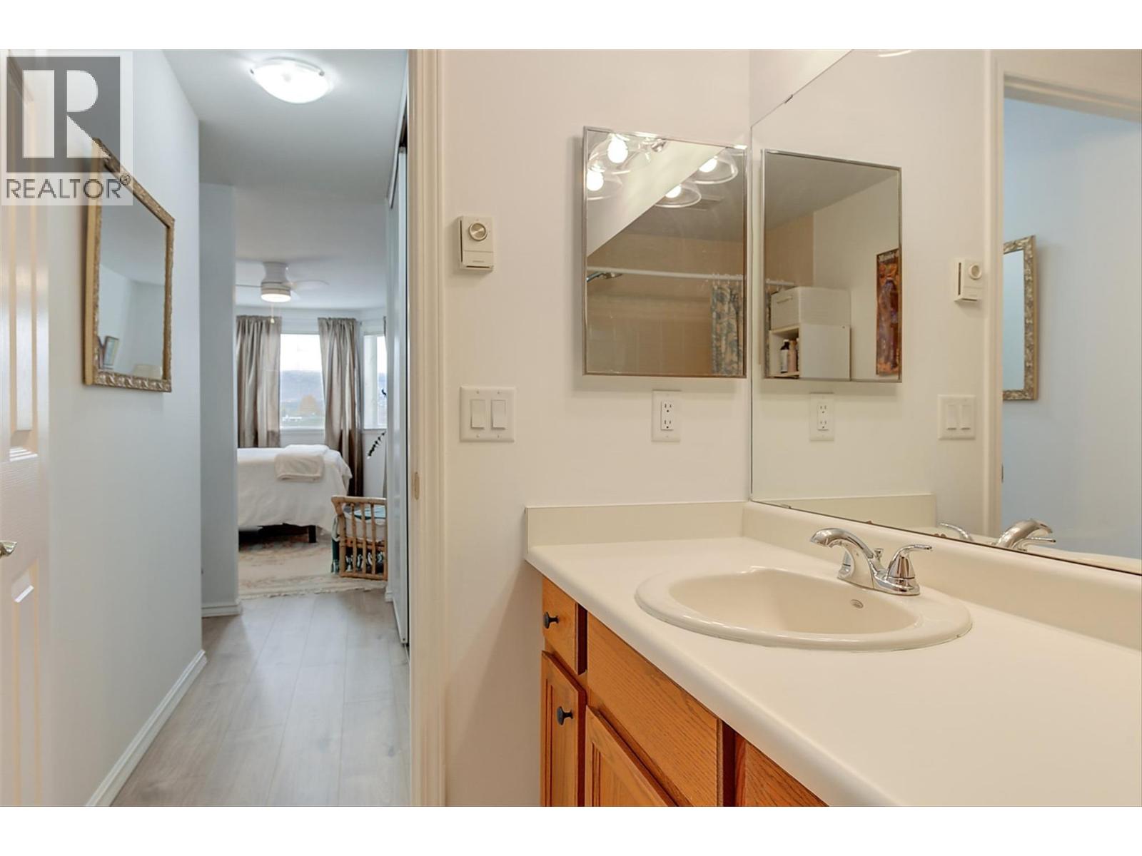 212 1329 KLO Road, Kelowna