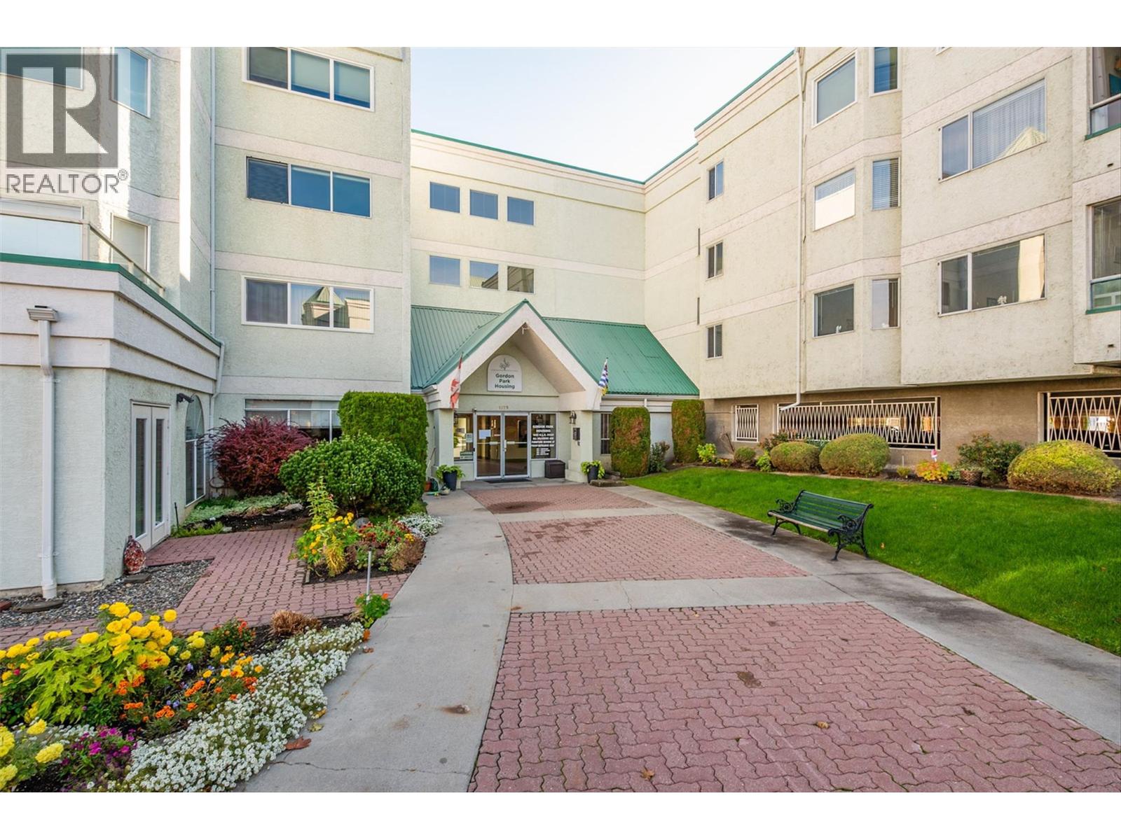 212 1329 KLO Road, Kelowna