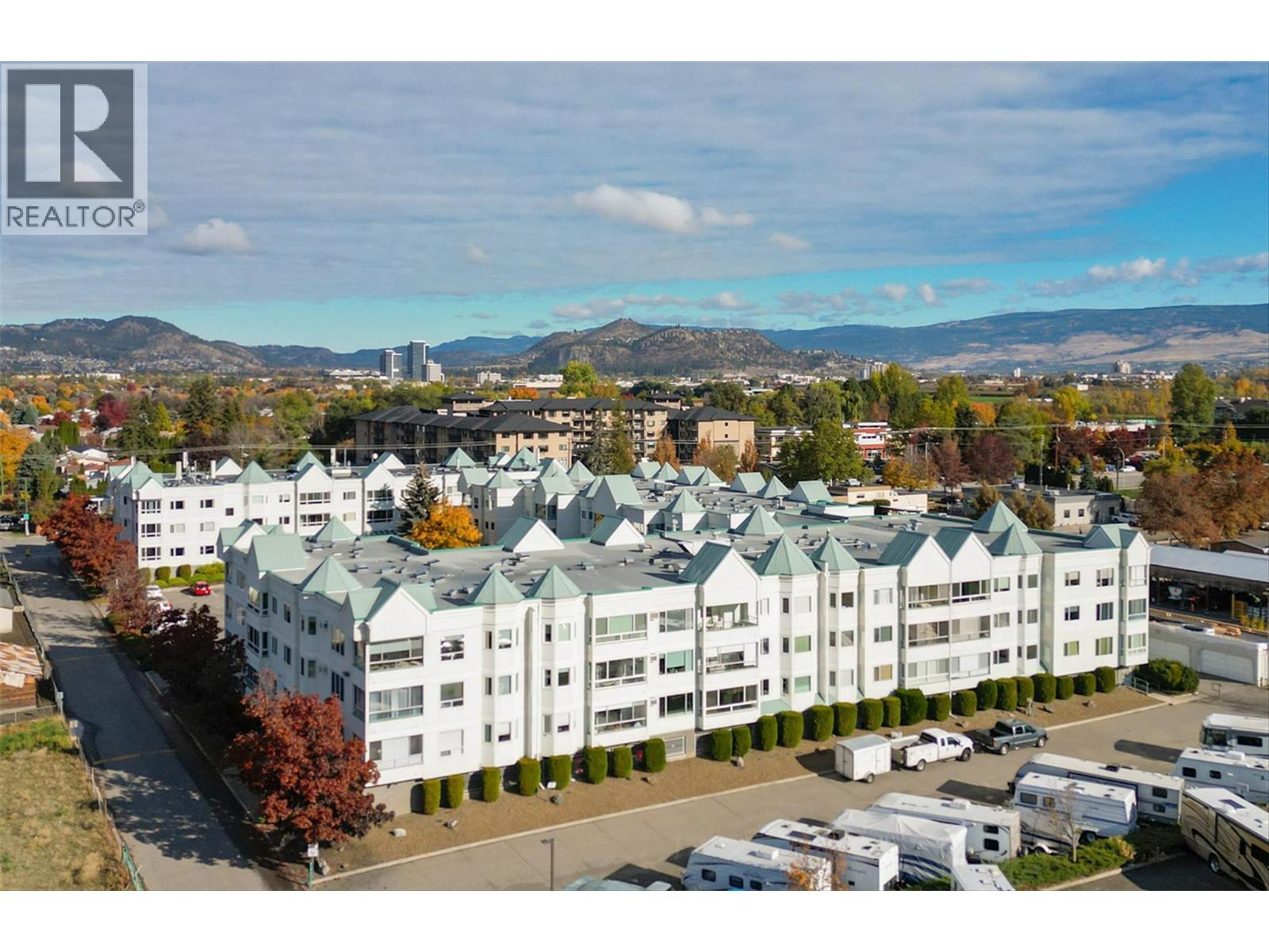212 1329 KLO Road, Kelowna