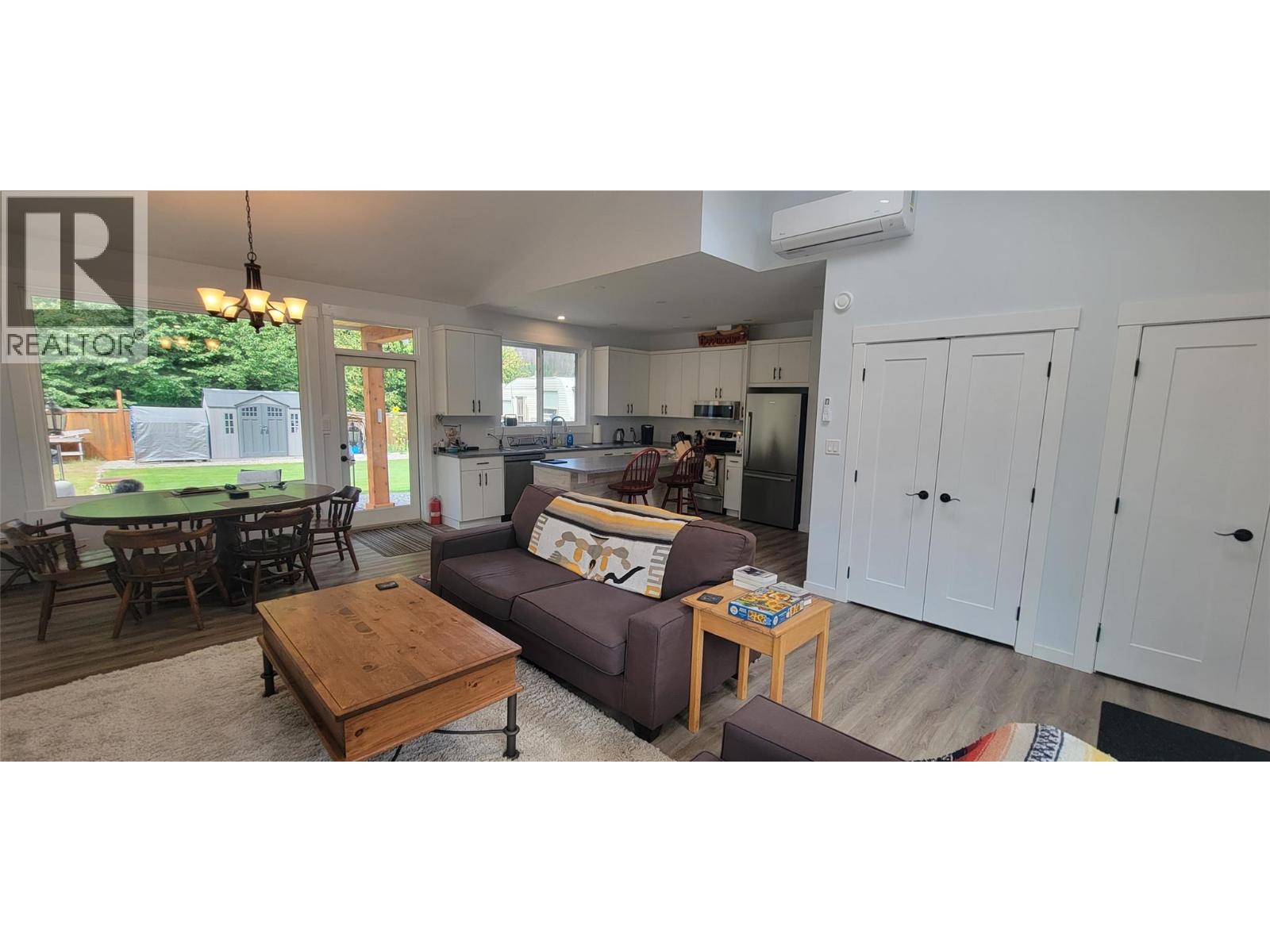 Photo 25 of 611 Hume Street, Slocan BC