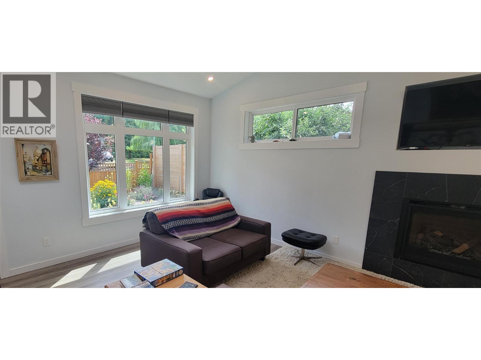 Photo 21 of 611 Hume Street, Slocan BC