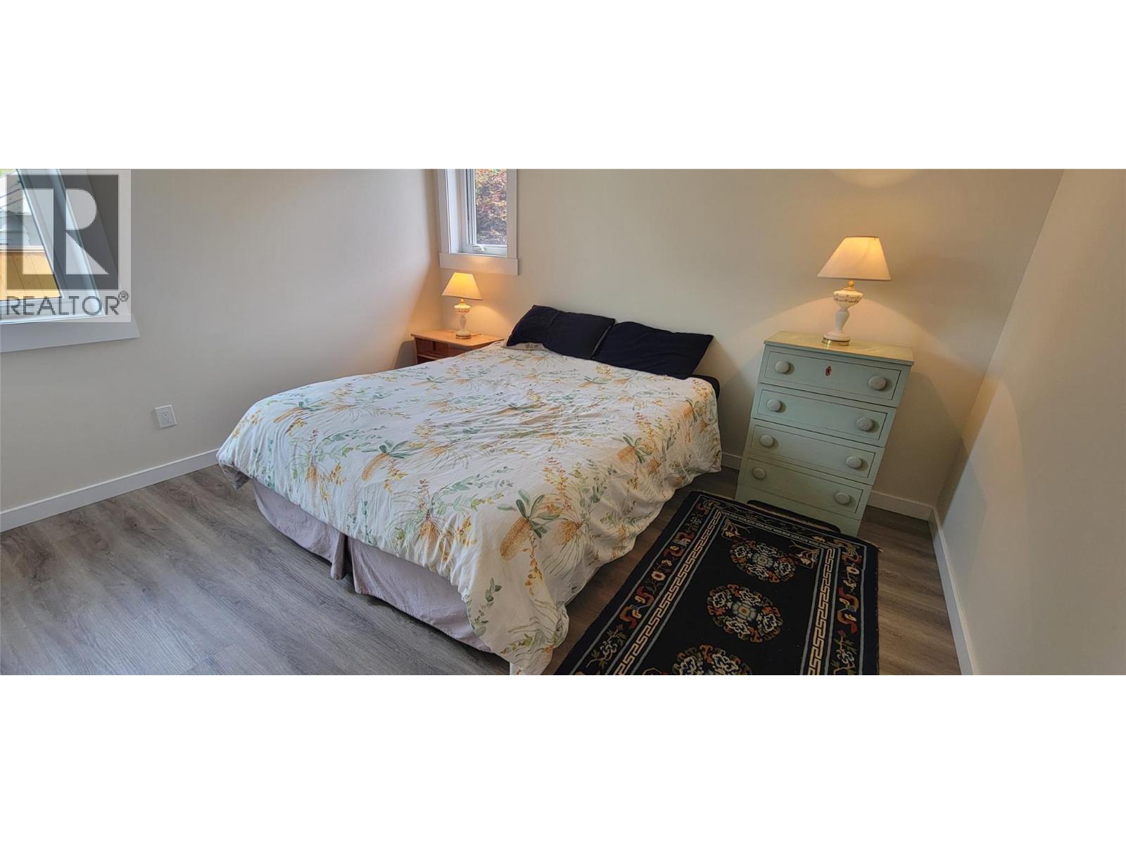 Photo 5 of 611 Hume Street, Slocan BC