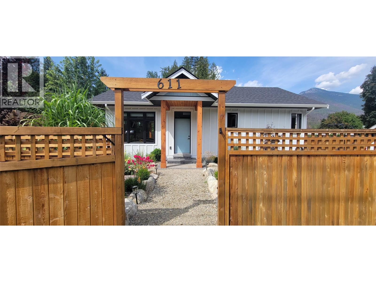 Photo 20 of 611 Hume Street, Slocan BC