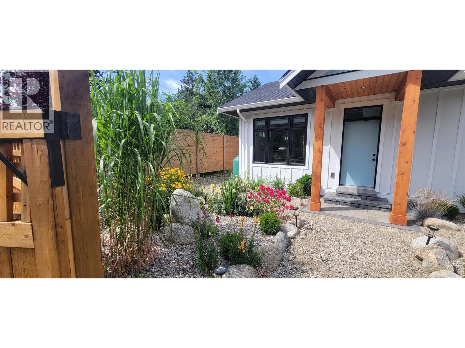 Photo 17 of 611 Hume Street, Slocan BC
