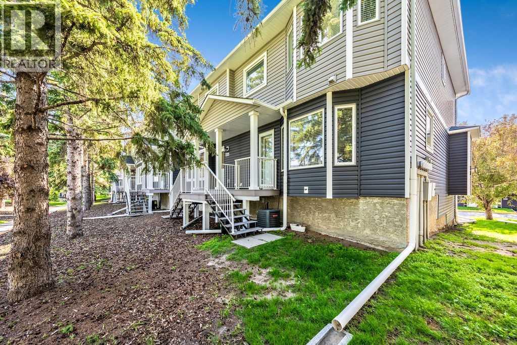 Single Family House for Sale in  Regal Park NE Renfrew Calgary 