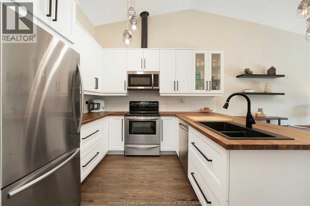 Photo 13 of 3771 Prairie Court, Windsor ON