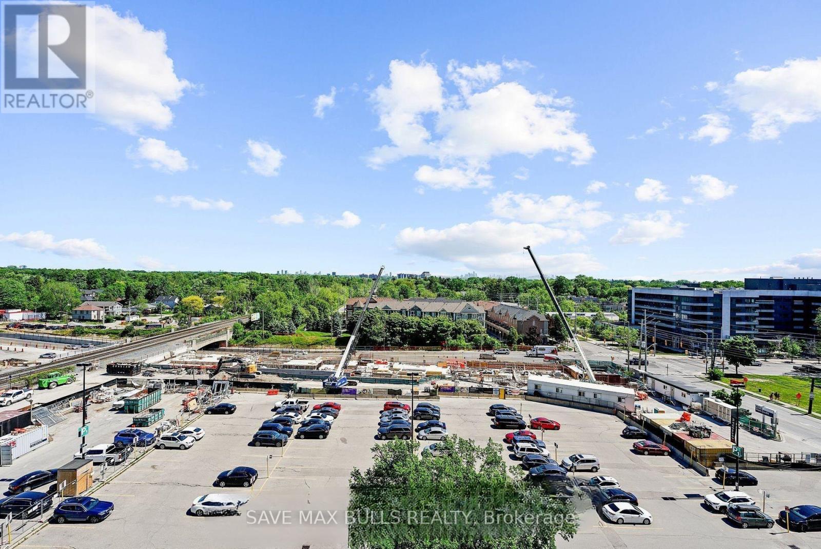 Photo 5 of 723 28 Ann Street, Mississauga ON