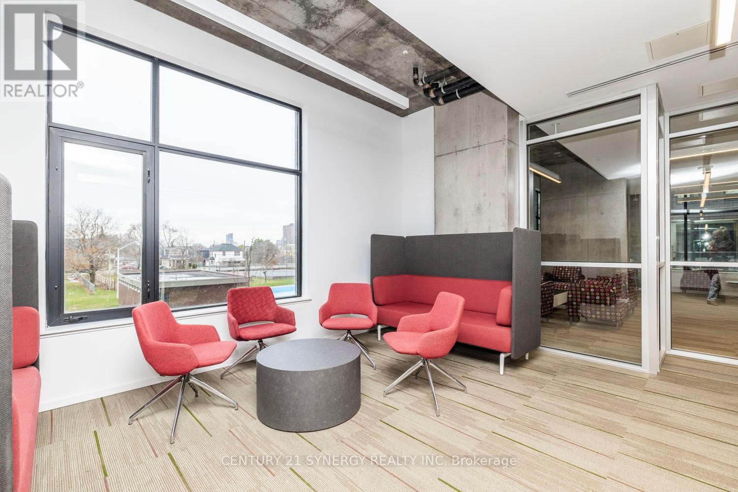 Photo 15 of 2109 105 Champagne Avenue S, Ottawa ON