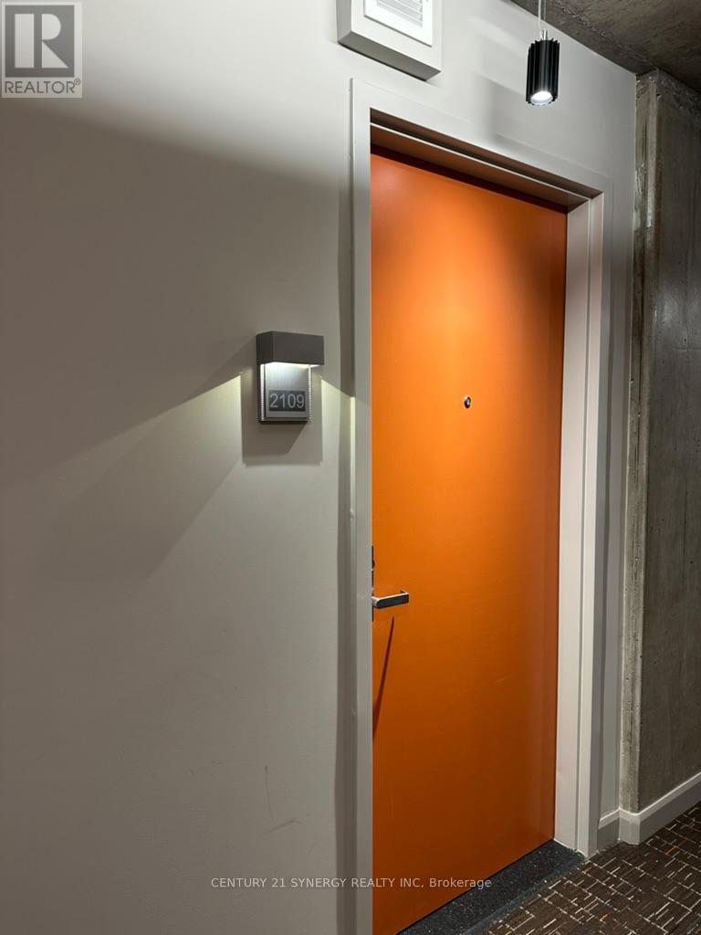 Photo 36 of 2109 105 Champagne Avenue S, Ottawa ON
