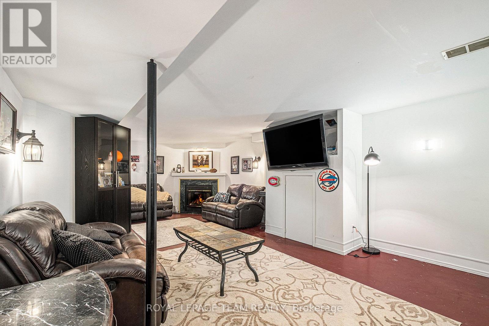 Photo 16 of 32 Butterwick Street, Ottawa ON