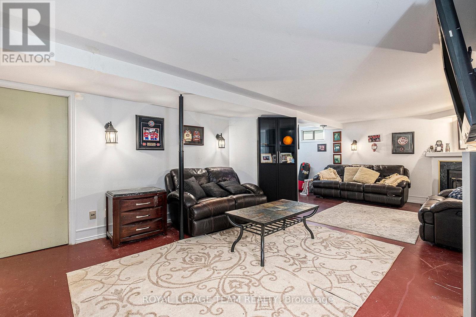 Photo 21 of 32 Butterwick Street, Ottawa ON
