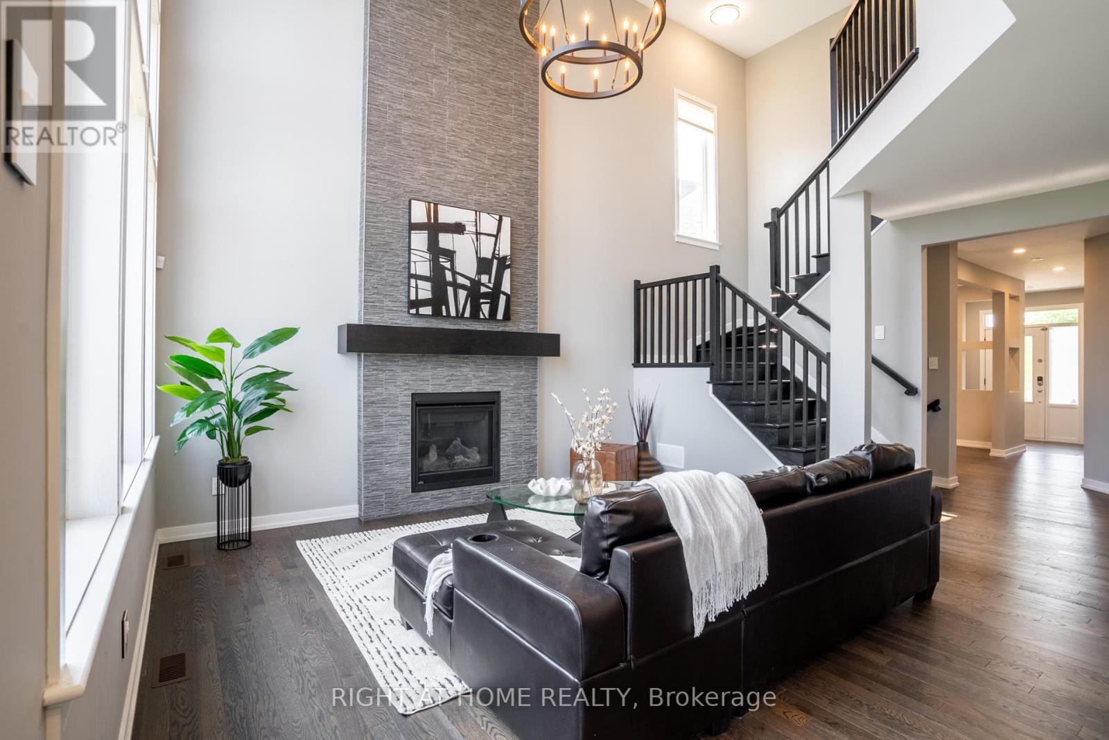 Photo 41 of 345 Andalusian Crescent, Ottawa ON