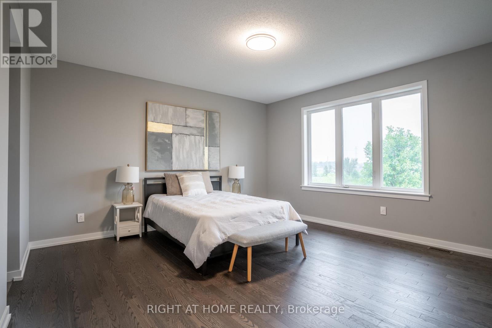 Photo 39 of 345 Andalusian Crescent, Ottawa ON