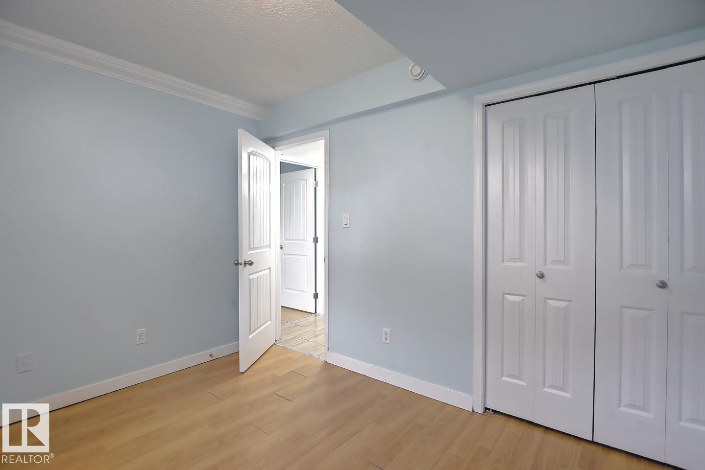 Photo 38 of 11912 91 St Nw, Edmonton AB